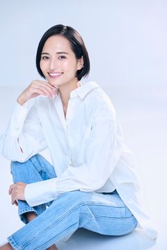 山賀琴子